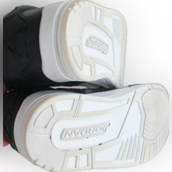 Nike Jordan - Picture 5 of 12